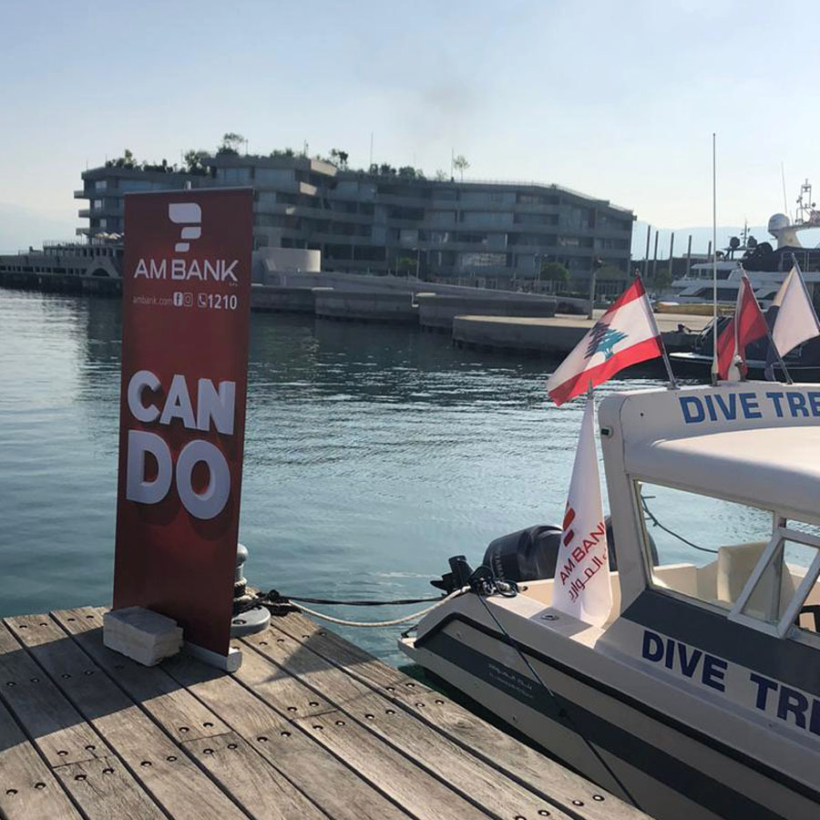 Lebanese Divers Take It upon Themselves to Clean the Sea